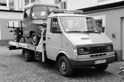 1604489_693271107392505_2128960750_n (1).jpg