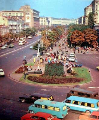 1980-е-годы-вид-на-Крещатик-от-Бессарабской-площади.jpg