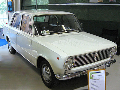 799px-Fiat_124-Sedan_Front-view.JPG (132.38 КБ, 16711 просмотров) 799px-Fiat_124-Sedan_Front-view.JPG